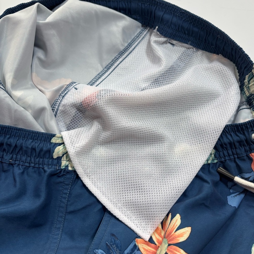 American Eagle 4.5” Blue Floral Swim Trunks Shorts Size L - Picture 5 of 12